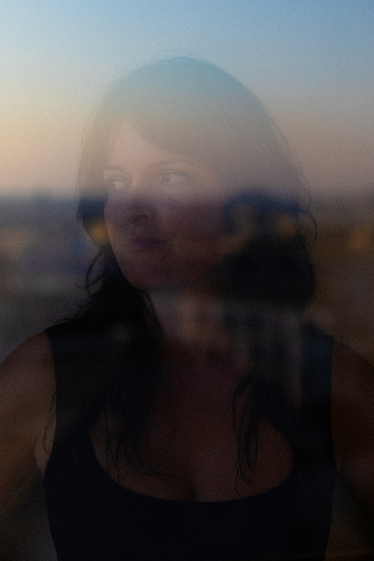main_title - Manon Charron