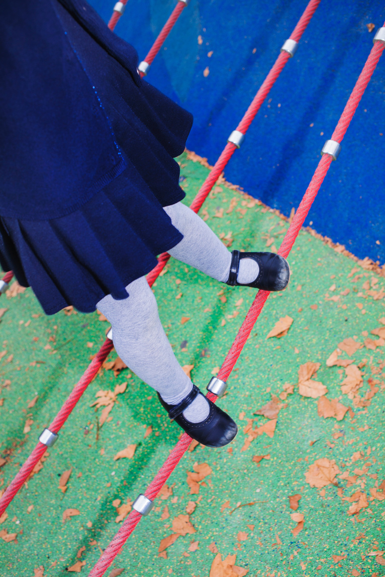 main_title - Babysitting for Neon